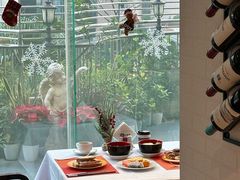 -深圳富苑皇冠假日套房酒店