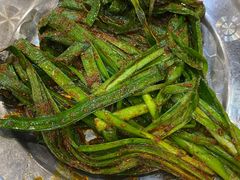 -江城燕子大排档(江汉路步行街店)