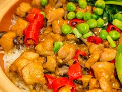 -煲仔皇腊味煲仔饭(经四万达店)