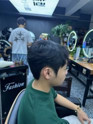 -藤野造型专业烫染接发