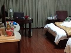 -锦州元都大酒店(凌河古塔夜市店)