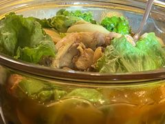 -满格嗦新疆椒麻鸡火锅.炒米粉(川大江安校区店)
