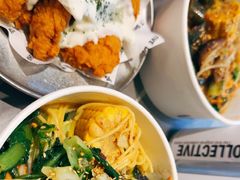 -W COLLECTIVE  DESSERT SHOP