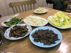 -東豫狼鲜货烧烤. 碳火烤鱼. 小龙虾(上海首店)