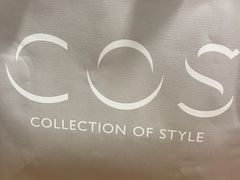 -COS(月星环球港店)