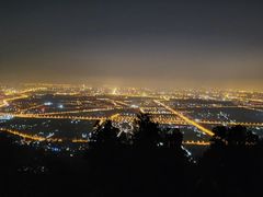 -鬼笑石后山停车场
