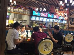 大堂-老长沙湘菜馆(凤凰路店)