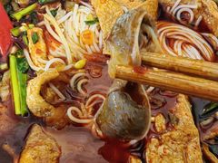 -铁锅哥米线