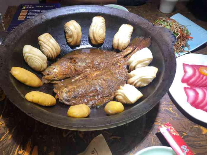 西淀壹锅鲜-"周末出来跟家人吃饭,选择了这家新开的一锅.