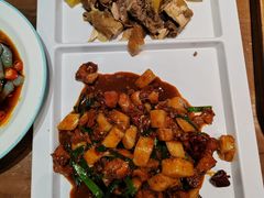 -隔壁老王·家常云南菜(皇冠店)
