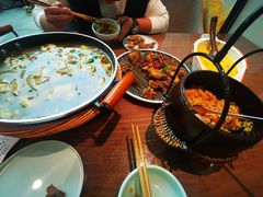 -有红鸡毛店·川菜(建设路店)