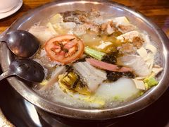 -泸州酸菜豆花火锅川师店