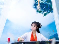 -九月鹰飞汉服摄影工作室
