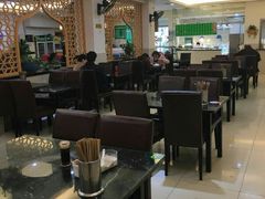 大堂-清真·玛丽亚新疆菜主题餐厅(浙江中路店)