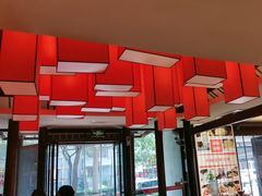 -阿瓦山寨·湘菜现炒·剁椒鱼头王(咸阳总店)