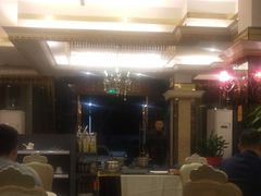 大堂-新粤新疆菜清真餐厅(拱北店)