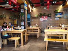 大堂-管氏翅吧(护国寺店)