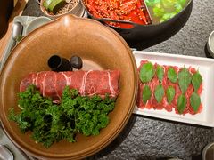 -三出山火锅(南京万象天地店)