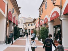 -佛罗伦萨小镇广佛名品奥特莱斯(疏港路店)