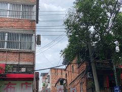-梁阿婆廿年老牌扣肉糯米饭