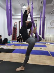 -亚太瑜伽普拉提学院