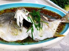 -锦里海景海鲜餐厅.三亚老字号(亚龙湾中心广场店)