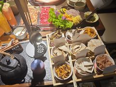 -菌自由丨野生菌火锅特色庭院餐厅(丽江古城店)