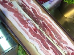 五花肉-马路牙子烧烤音乐酒馆(望京店)