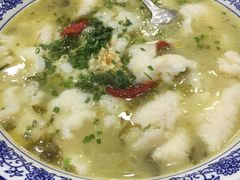 酸菜鱼-疯狂鸭脑壳(俱进路店)