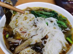 -秦云老太婆摊摊面(园博园店)