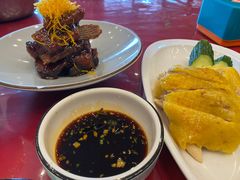 -侬佳蒸菜馆(听潮店)