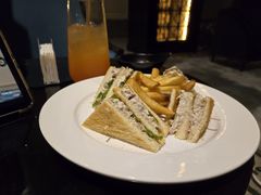 -李沧绿城喜来登酒店大堂吧