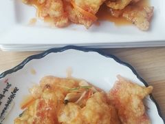 -老码头黑皮肘子锅包肉(赣水路店)