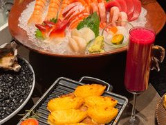 -蟹犇前•帝王蟹雪蟹(陆家嘴店)