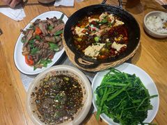 -郑件洋芋饭庄