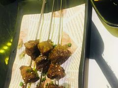 进口牛肉串-红钳侠小龙虾·烧烤(中赢康康谷店)