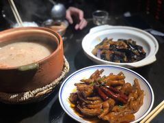 肉末茄子煲-老村长•湖北家常菜(南湖店)