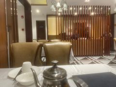 -老人和饭店(淮海中路店)