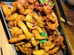 三杯蘑菇鸡-中8楼风尚云南菜(颐堤港店)
