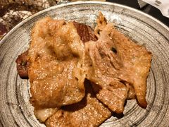 -山川小町·极番烧肉(新地假日广场店)
