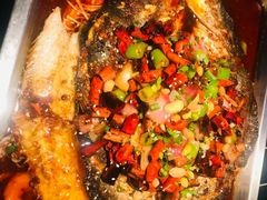-鸣记脆皮烤鱼·海鲜烤鱼(三八广场店)