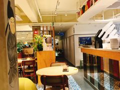 -肥仔文澳门猪骨煲(南京西路店)