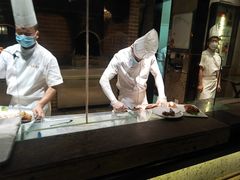 -贝勒爷·酥不腻烤鸭