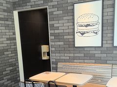 -麦当劳(健德桥得来速店)