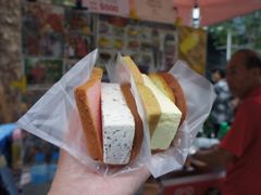 -詹爷爷乌节路街头冰淇淋
