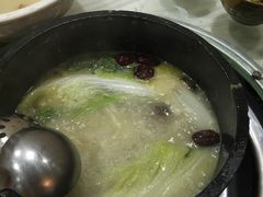 -南渝食府.墨脱石锅松茸鸡
