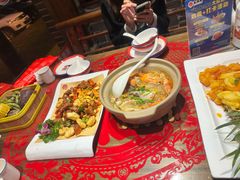 -鱼满舱.地标海鲜.正宗鲁菜(金沙滩店)