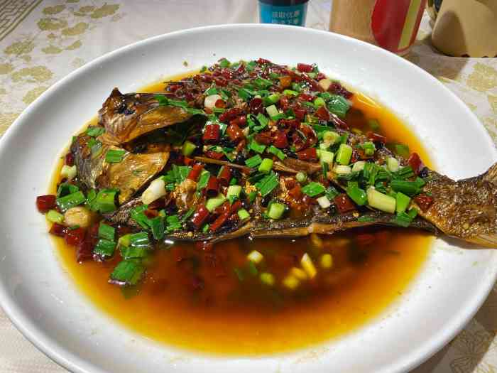 成师傅腊鲢鱼(四方坪店)-"点的都是家常的小炒,这个店在很多地方都开.