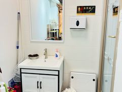 -有喵·猫咖·狗咖·30几只猫10只小狗(岗厦店)