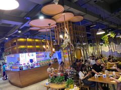 大堂-峨眉烧烤(宝龙广场店)